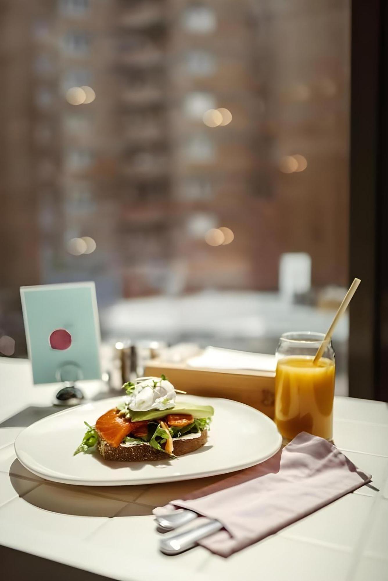 De Paris Hotel Kiev Ngoại thất bức ảnh