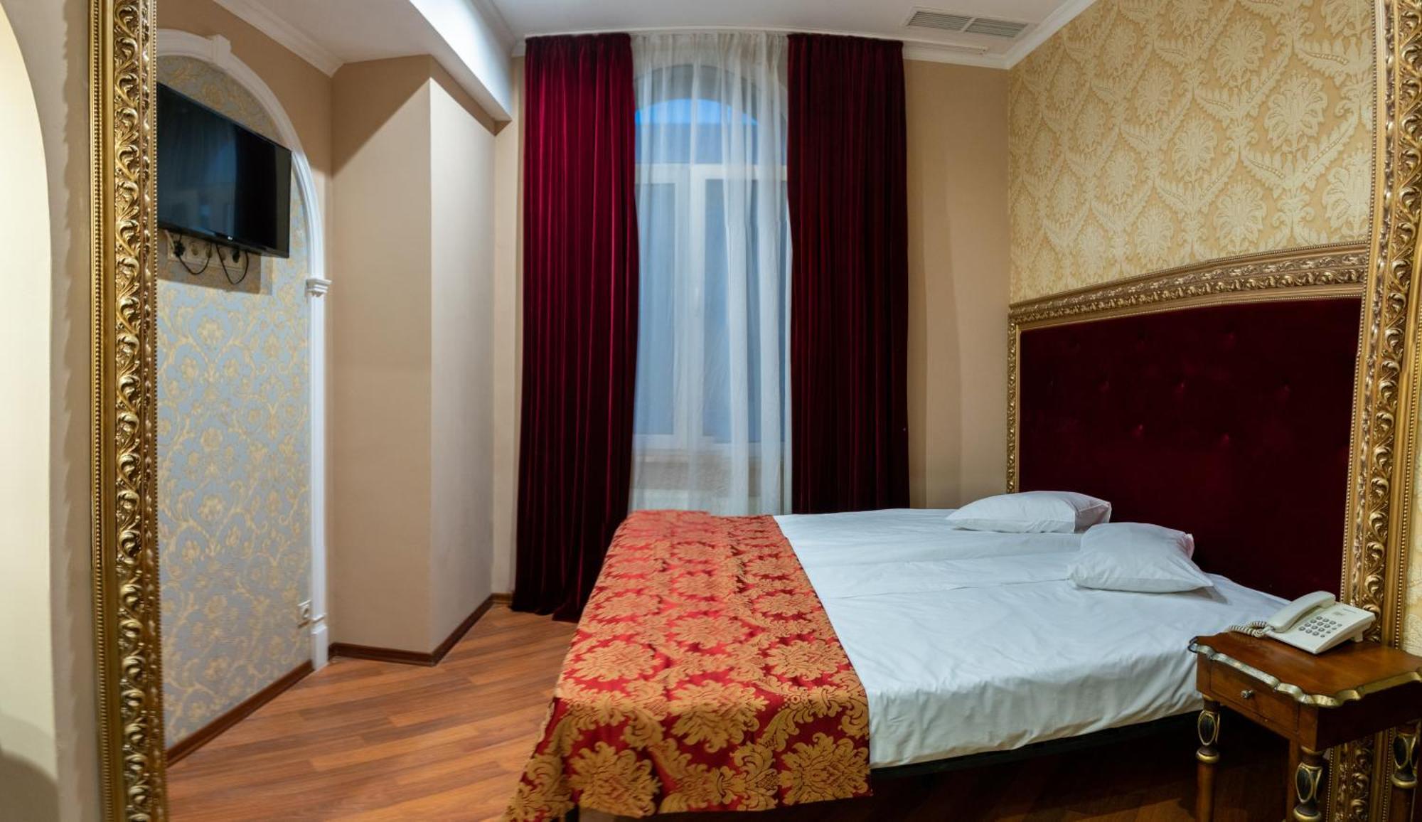 De Paris Hotel Kiev Ngoại thất bức ảnh