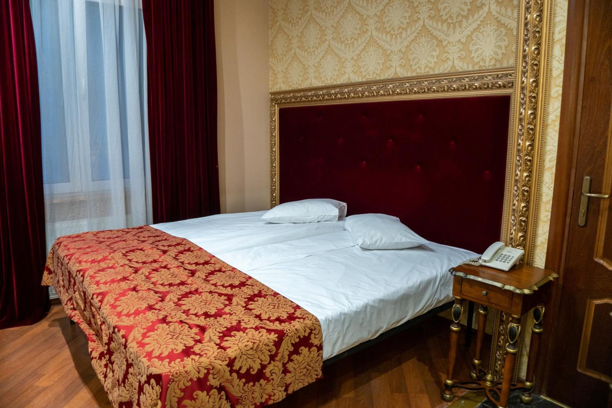 De Paris Hotel Kiev Ngoại thất bức ảnh